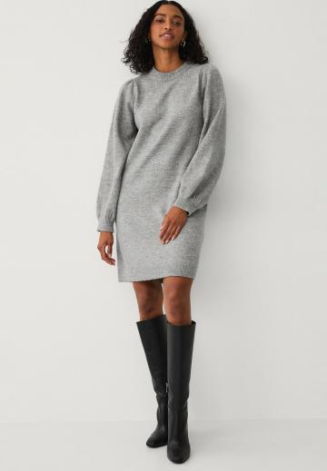 Вязаное платье