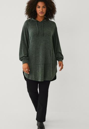 Пуловер с капюшоном