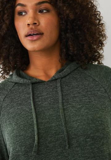 Пуловер с капюшоном