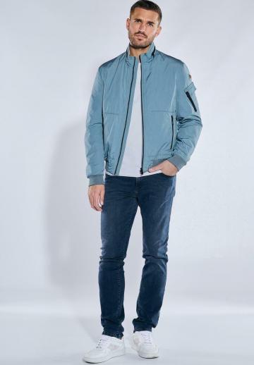 Куртка бомбер