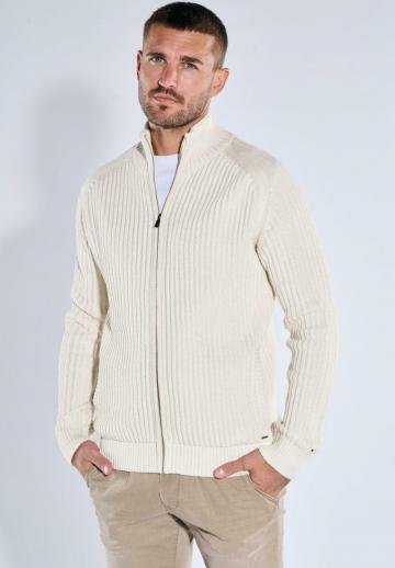 Вязаная кофта