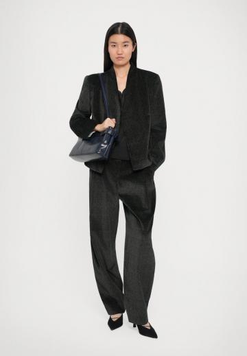 Вельветовая куртка