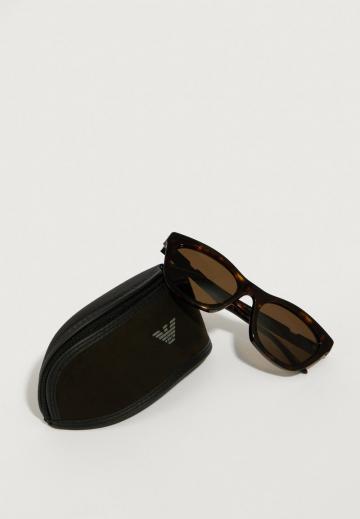 Солнечные очки