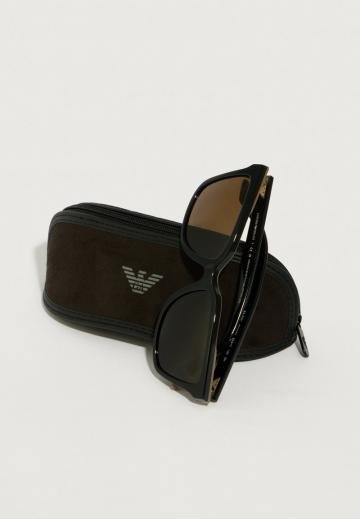 Солнечные очки