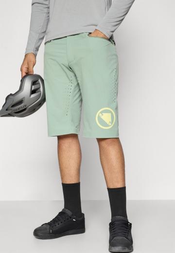 Спортивныве шорты