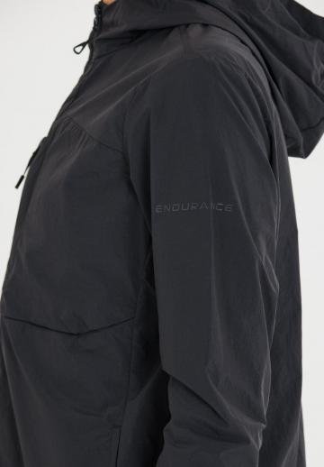 Спортивная куртка