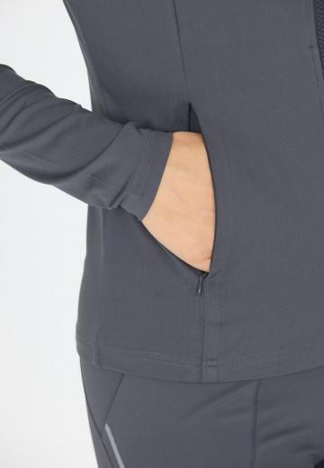 Спортивная куртка