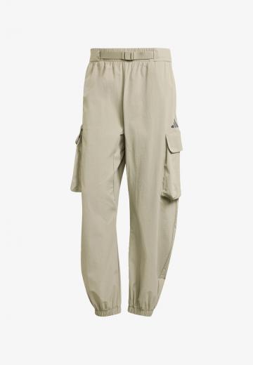 Брюки с накладными карманами