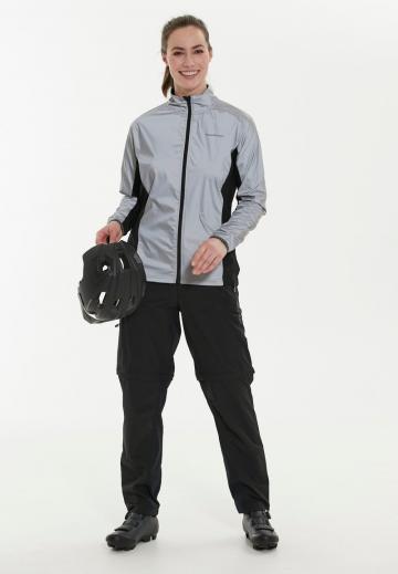 Спортивная куртка