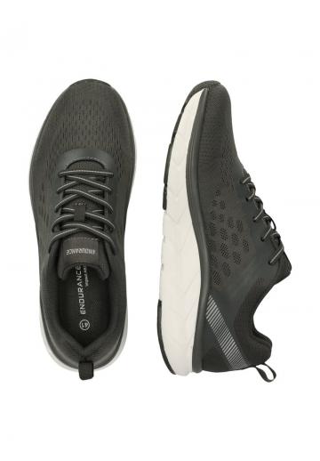 Тренировочные кроссовки