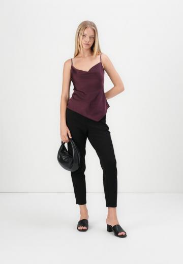 Топ на бретельках