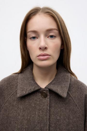 Шерстяное пальто