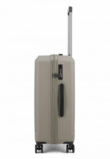 Набор чемоданов