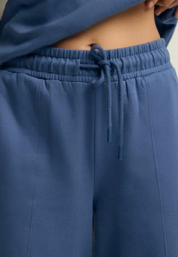 Спортивные штаны