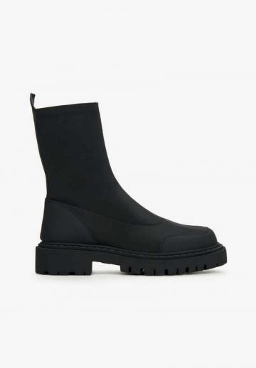 Полусапожки на платформе