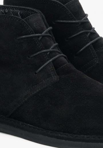 Ботинки на шнуровке