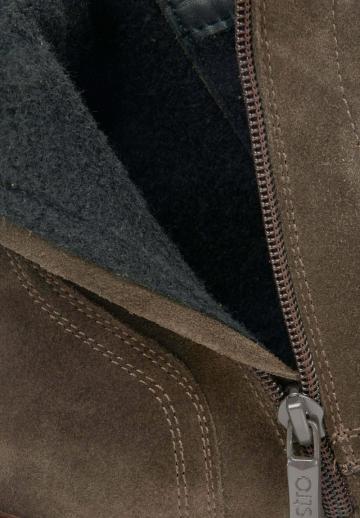 Ботинки на шнуровке