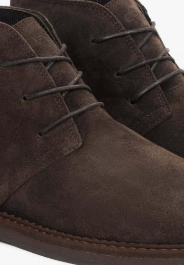 Ботинки на шнуровке