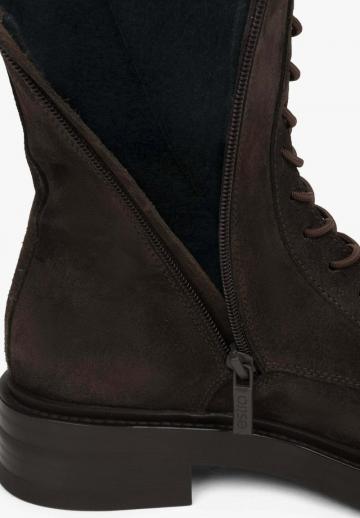 Ботинки на шнуровке