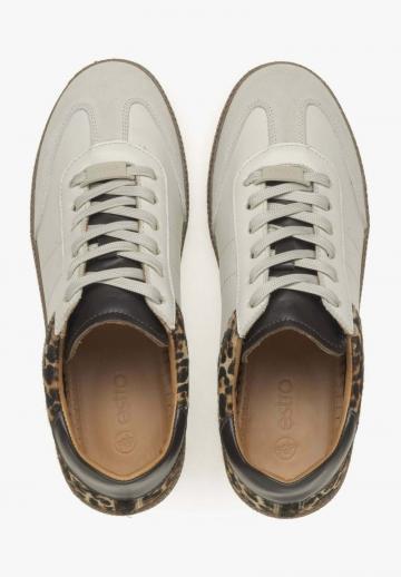 Гандбольные кроссовки