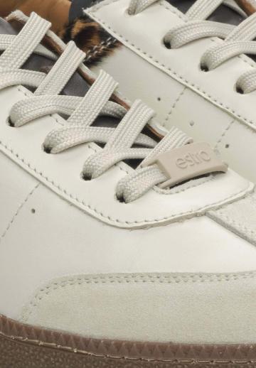 Гандбольные кроссовки