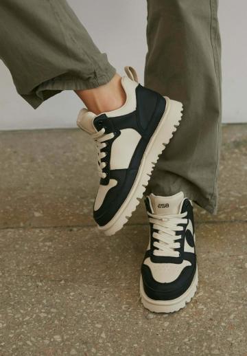 Гандбольные кроссовки