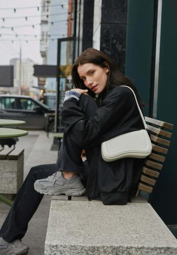 Гандбольные кроссовки