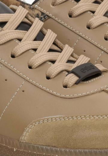 Гандбольные кроссовки