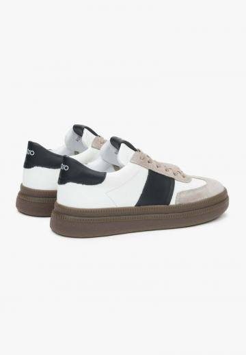 Гандбольные кроссовки