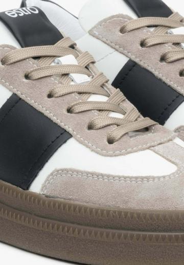 Гандбольные кроссовки