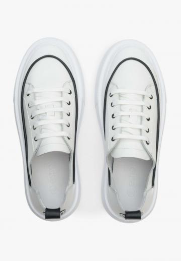 Гандбольные кроссовки