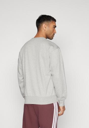 Спортивная кофта