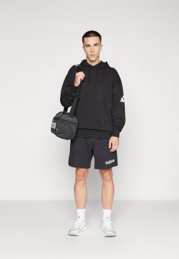 Спортивная кофта