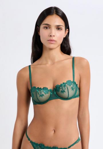 Бюстгальтер на косточках