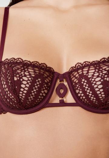 Бюстгальтер