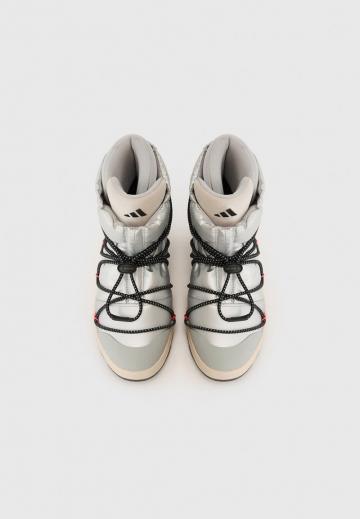 Походная обувь