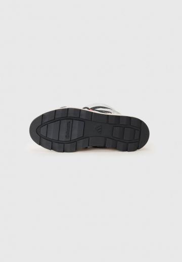 Походная обувь