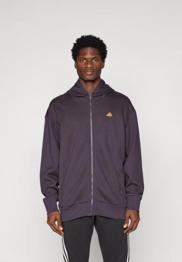 Спортивная кофта