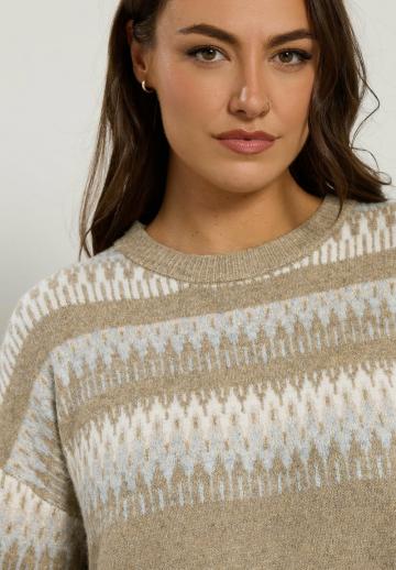 Вязаное платье