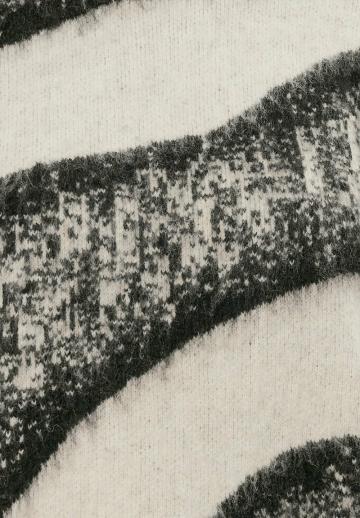 Длинный пуловер