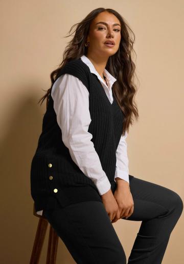 Пуловер без рукавов