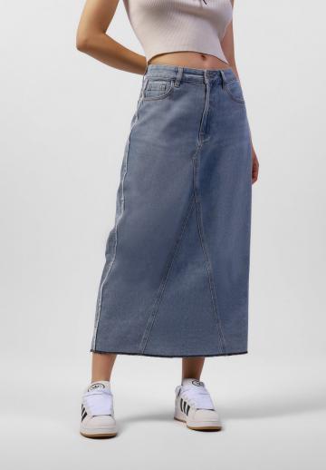 Юбка с накладными карманами