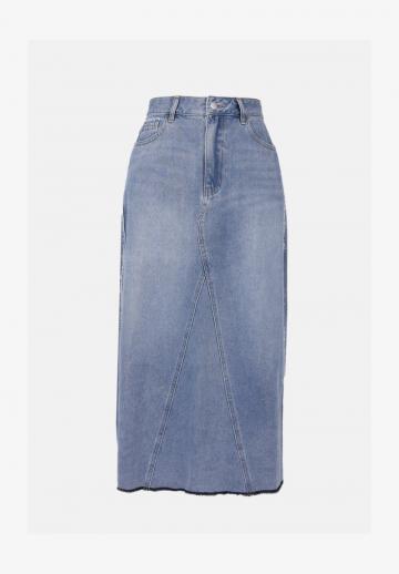 Юбка с накладными карманами