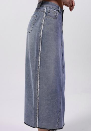 Юбка с накладными карманами