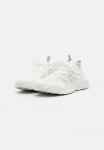 Гандбольные кроссовки