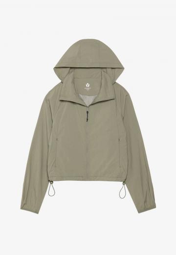 Куртка с накладнымит карманами