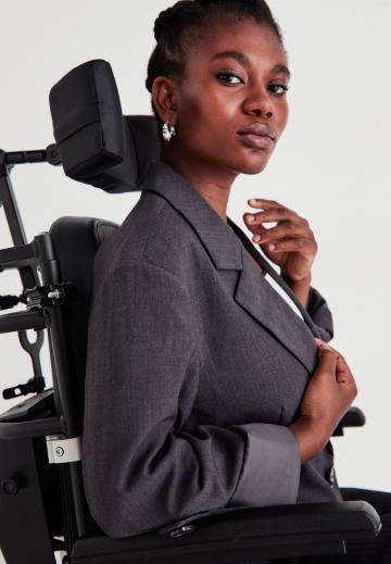 Короткая куртка