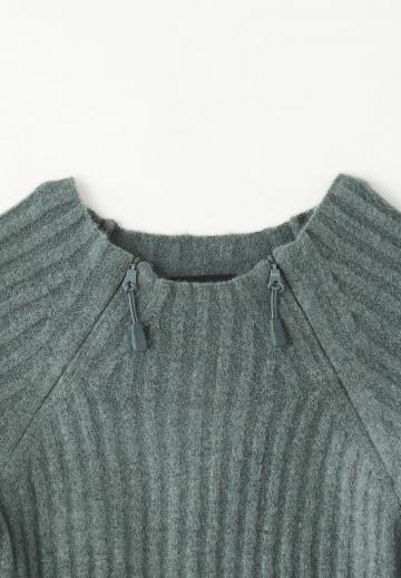 Вязаное платье