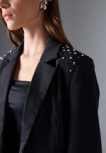 Блейзер с накладными карманами