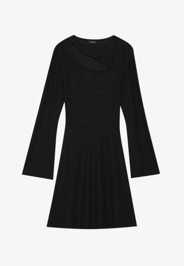 Короткое платье